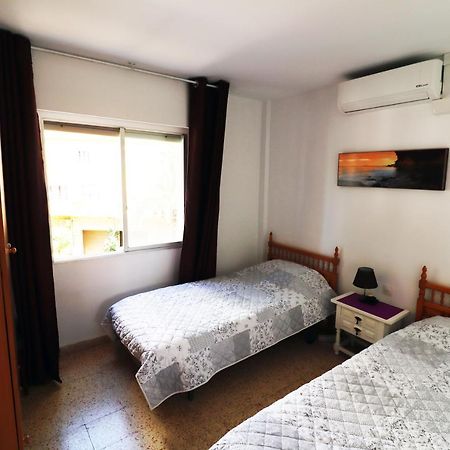 Apartment 2 Bedrooms, 250M Levante Beach Бенидорм Екстериор снимка
