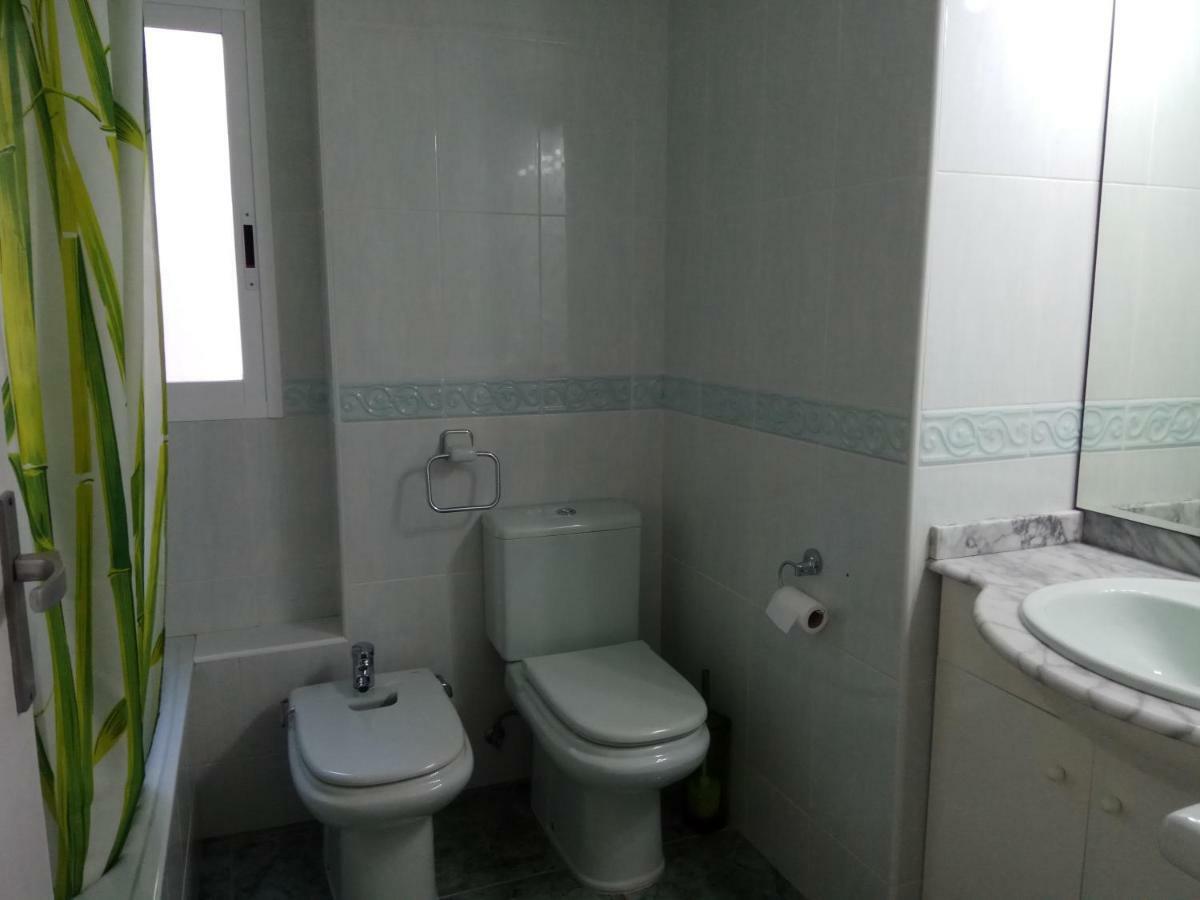 Apartment 2 Bedrooms, 250M Levante Beach Бенидорм Екстериор снимка